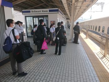 修学旅行1日目　新幹線に乗車しました！