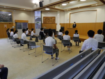 6月6日（月）より養護教諭の先生が小菅中の仲間となりました！