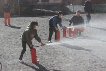 火災訓練と水消火器訓練