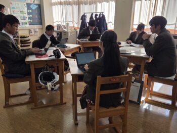 生徒総会議案書検討（12.9）